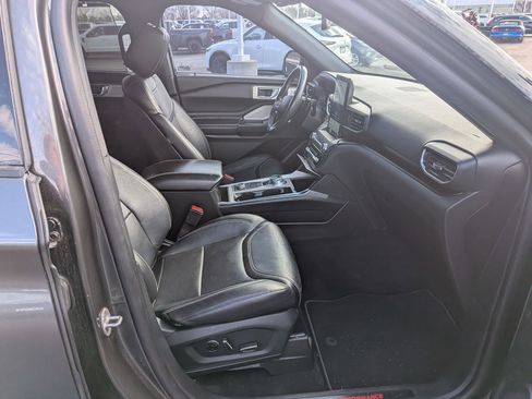 Used 2020 Ford Explorer ST w/ Premium Technology Package image 35