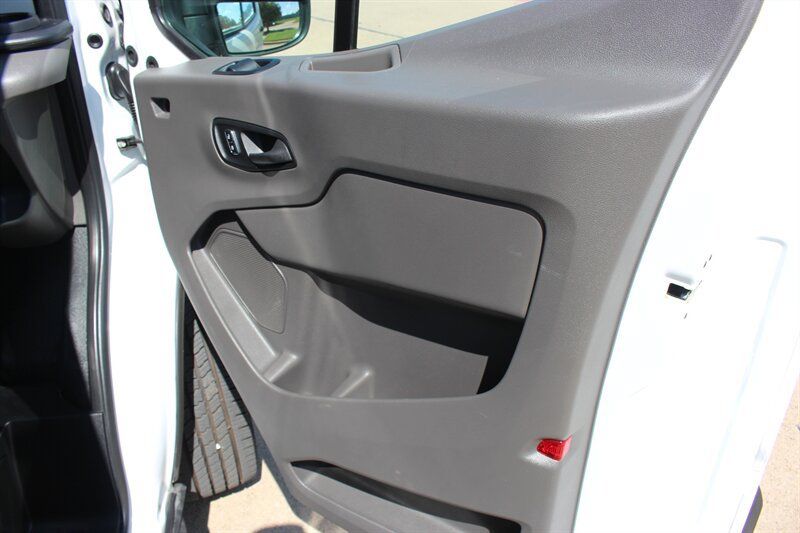Used 2026 Ford Transit 250 148 Medium Roof RWD image 25