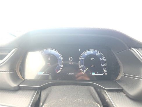 Used 2023 Jeep Grand Cherokee Altitude image 13