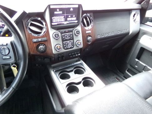 Used 2016 Ford F350 Lariat w/ Lariat Ultimate Package image 10