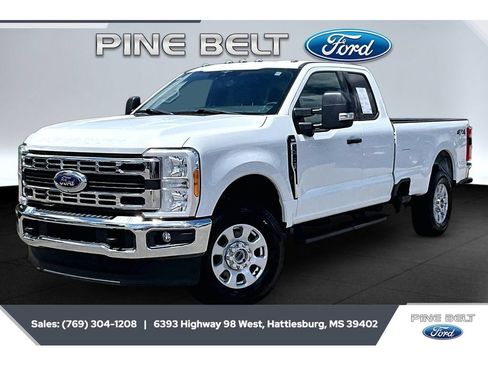 Used 2023 Ford F250 XLT w/ 360-Degree Camera Package AWD/4WD image 10