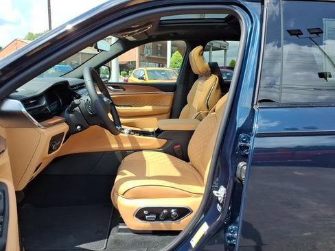 New 2026 Jeep Grand Cherokee L Summit AWD/4WD image 6