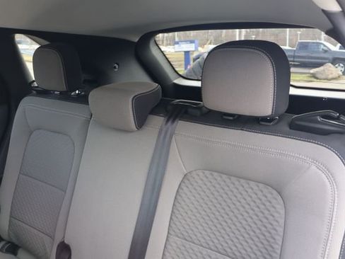 Used 2022 Ford Escape SE image 9