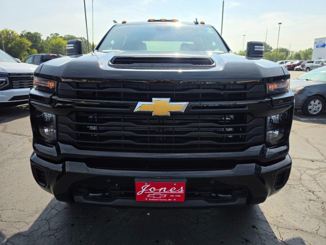 New 2026 Chevrolet Silverado 2500 Custom w/ Custom Value Package AWD/4WD image 8