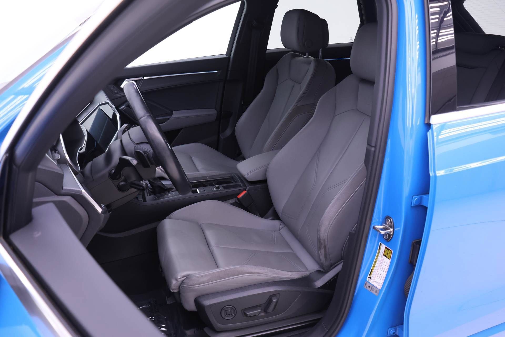 Used 2019 Audi Q3 2.0T Prestige AWD/4WD image 7