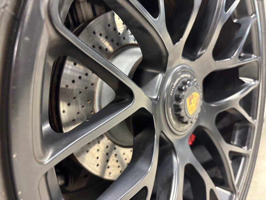 Used 2015 Porsche 911 Carrera S image 8