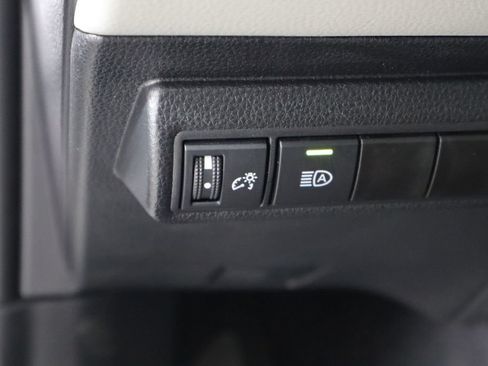 Used 2025 Toyota Corolla LE FWD image 22