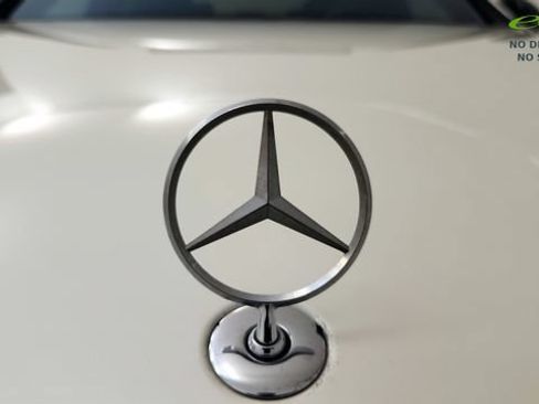 Used 2023 Mercedes-Benz S 580 4MATIC Sedan w/ AMG Line image 32
