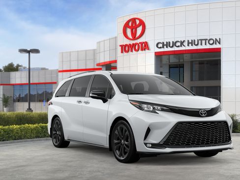Used 2026 Toyota Sienna XSE FWD image 51