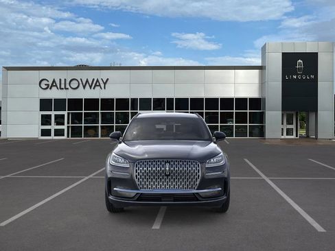 New 2026 Lincoln Corsair Premiere image 6