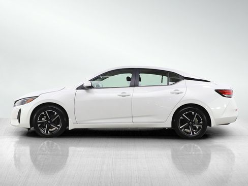 Used 2025 Nissan Sentra SV w/ All-Weather Package image 2