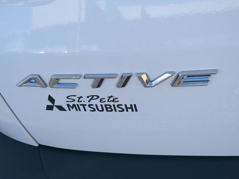 Used 2025 Ford Escape Active AWD/4WD image 13