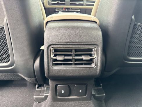 New 2026 Lincoln Corsair Premiere FWD image 16