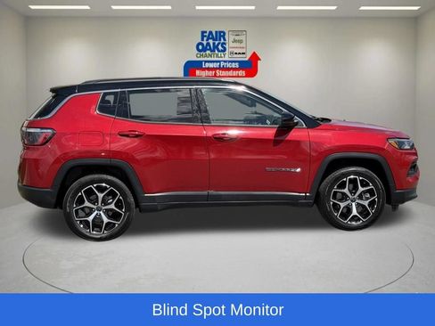 Certified 2025 Jeep Compass Limited AWD/4WD image 7