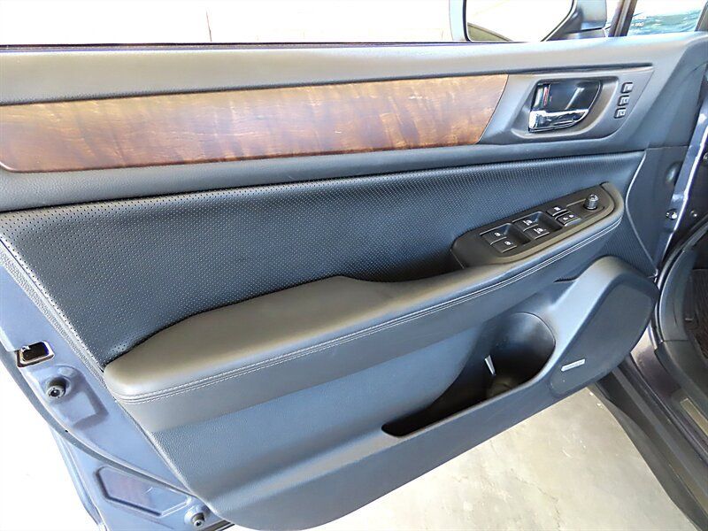 Used 2015 Subaru Outback 3.6R Limited AWD/4WD image 27