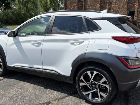 Used 2023 Hyundai Kona Limited AWD/4WD image 6