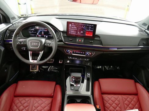 Used 2025 Audi SQ5 Premium Plus image 27