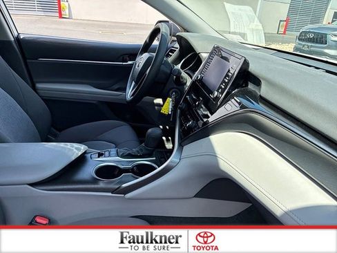 Used 2023 Toyota Camry LE AWD/4WD image 23