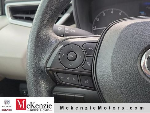 Used 2023 Toyota Corolla LE FWD image 11