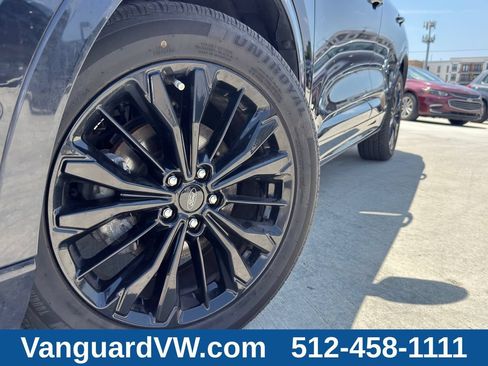 Used 2023 Ford Escape ST-Line Elite w/ Premium Technology Package AWD/4WD image 4