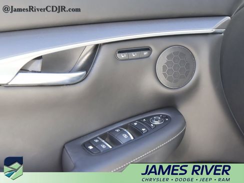 Used 2023 INFINITI QX50 Luxe image 22