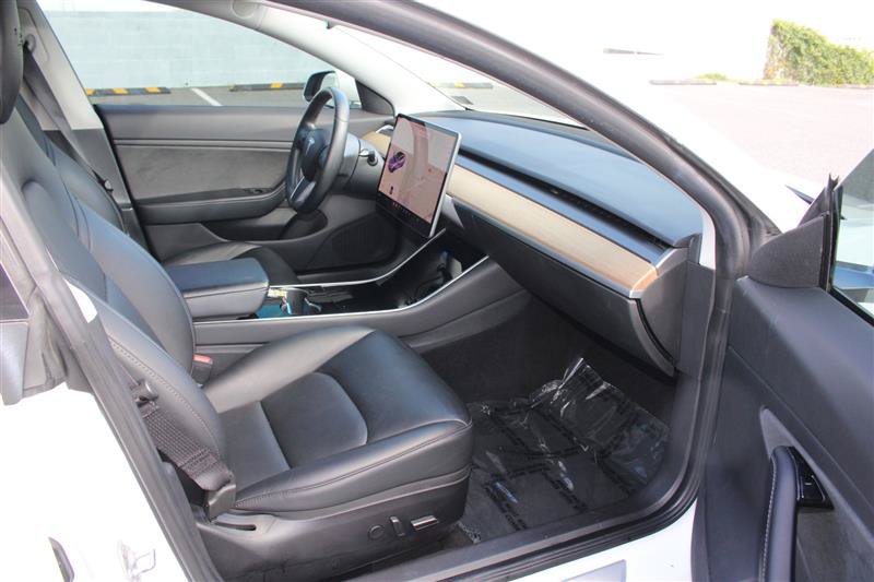 Used 2019 Tesla Model 3 Long Range AWD/4WD image 9