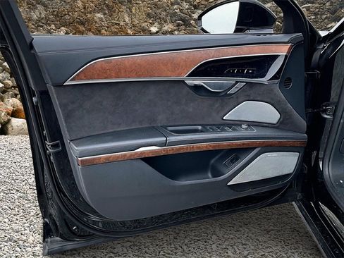 Used 2019 Audi A8 L 3.0T w/ Luxury Package image 20