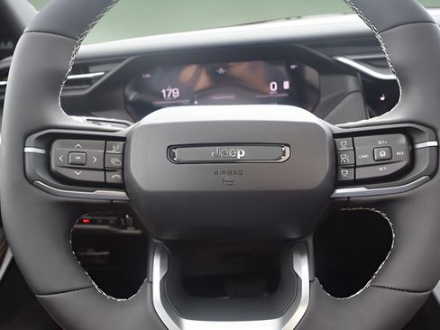 New 2026 Jeep Cherokee Overland AWD/4WD image 13
