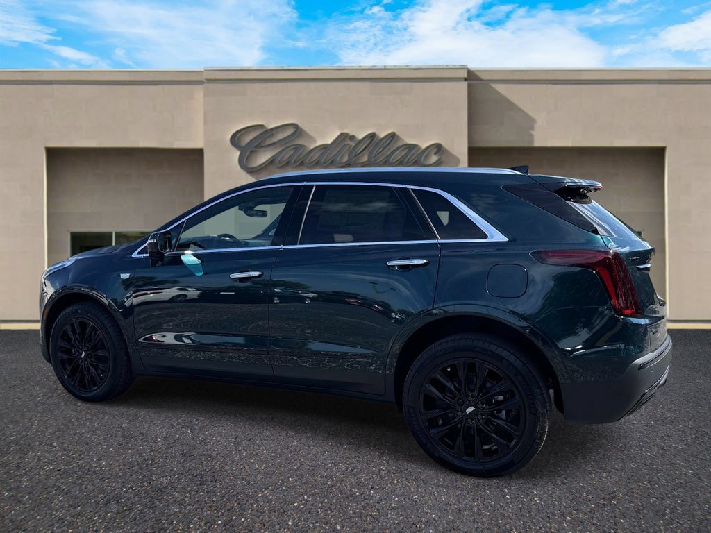 New 2026 Cadillac XT5 Premium Luxury w/ LPO, ONYX Package AWD/4WD image 5