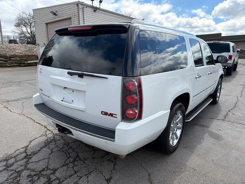 Used 2009 GMC Yukon XL Denali image 24