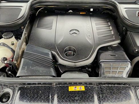 Used 2024 Mercedes-Benz GLE 450 GLE 450 4MATIC SUV w/ AMG Line Exterior image 25