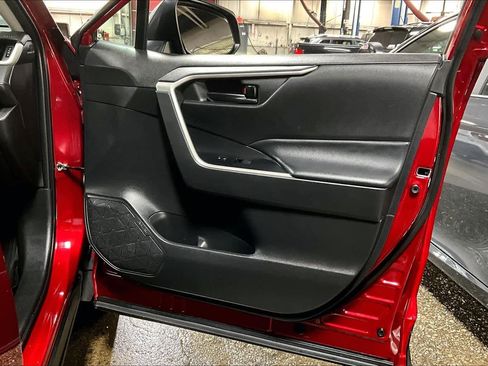 Certified 2022 Toyota RAV4 LE image 20