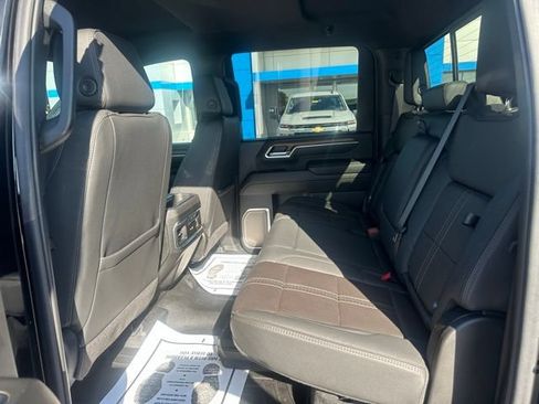 Used 2025 Chevrolet Silverado 2500 High Country w/ Technology Package AWD/4WD image 11