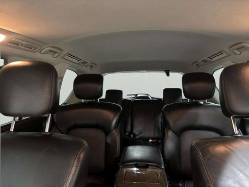 Used 2017 INFINITI QX80 4WD w/ Driver Assistance Package image 24