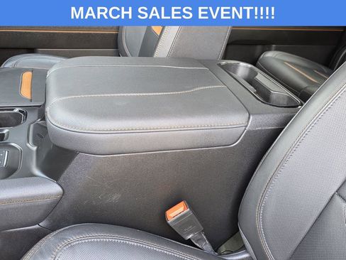 Used 2024 GMC Sierra 1500 AT4 w/ Technology Package image 11