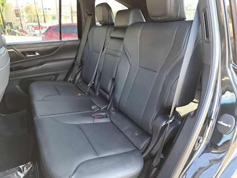 Used 2023 Lexus LX 600 4WD w/ Appearance Package image 16