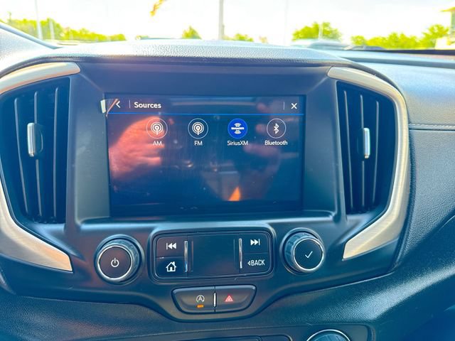 Used 2023 GMC Terrain Denali w/ Denali Premium Package AWD/4WD image 13
