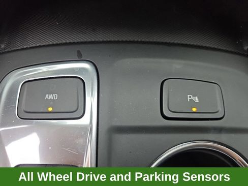 Used 2023 Chevrolet Equinox LT w/ LPO, Floor Liner Package AWD/4WD image 37