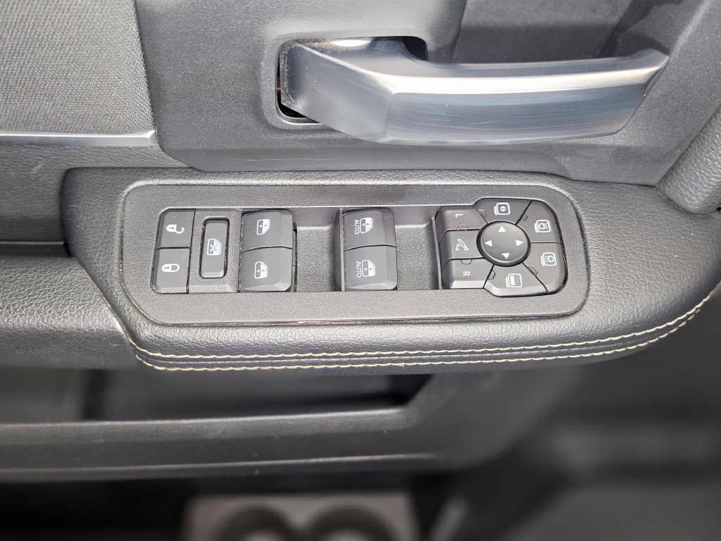 Used 2026 RAM 3500 Big Horn AWD/4WD image 20