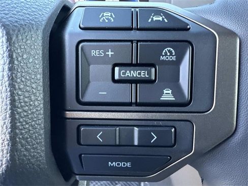 Used 2024 Toyota Land Cruiser image 30