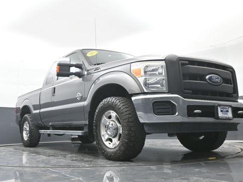 Used 2011 Ford F250 XLT w/ Chrome Pkg RWD image 36