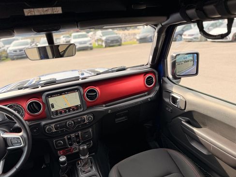 Used 2019 Jeep Wrangler Unlimited Rubicon AWD/4WD image 31