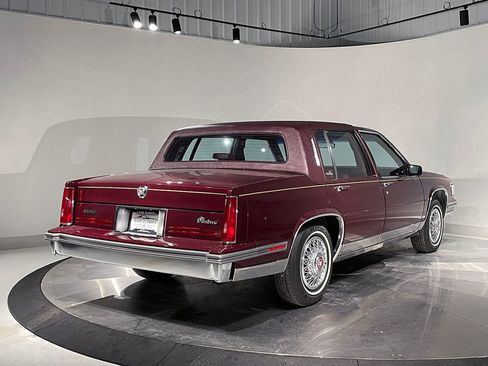 Used 1987 Cadillac Fleetwood d'Elegance image 5