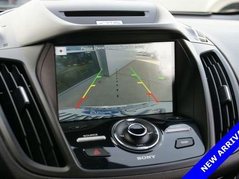 Used 2017 Ford Escape Titanium image 25