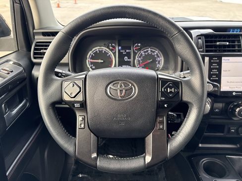 Used 2021 Toyota 4Runner Venture image 15
