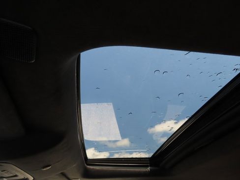 Used 2022 GMC Sierra 1500 AT4X image 4