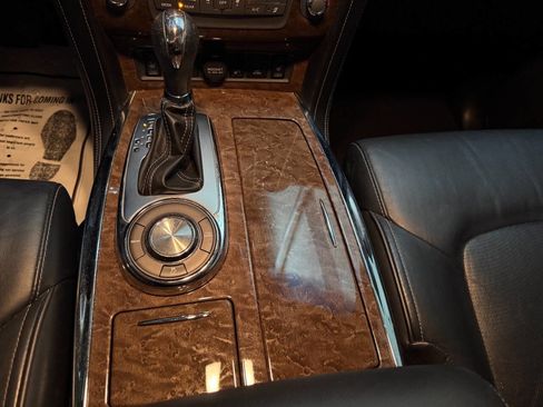 Used 2017 INFINITI QX80 2WD w/ Driver Assistance Package image 26