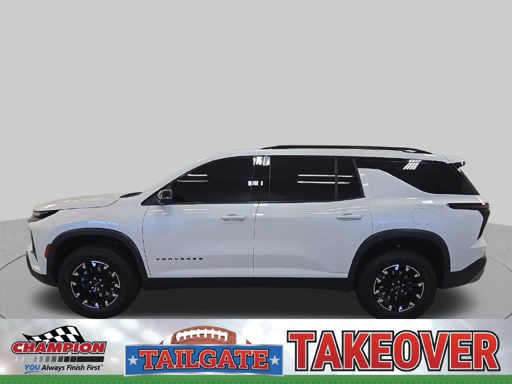 Used 2025 Chevrolet Traverse Z71 w/ Enhanced Driving Package AWD/4WD image 2