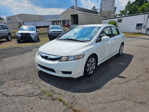 Used 2011 Honda Civic LX image 3