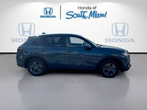 New 2026 Honda HR-V LX image 8